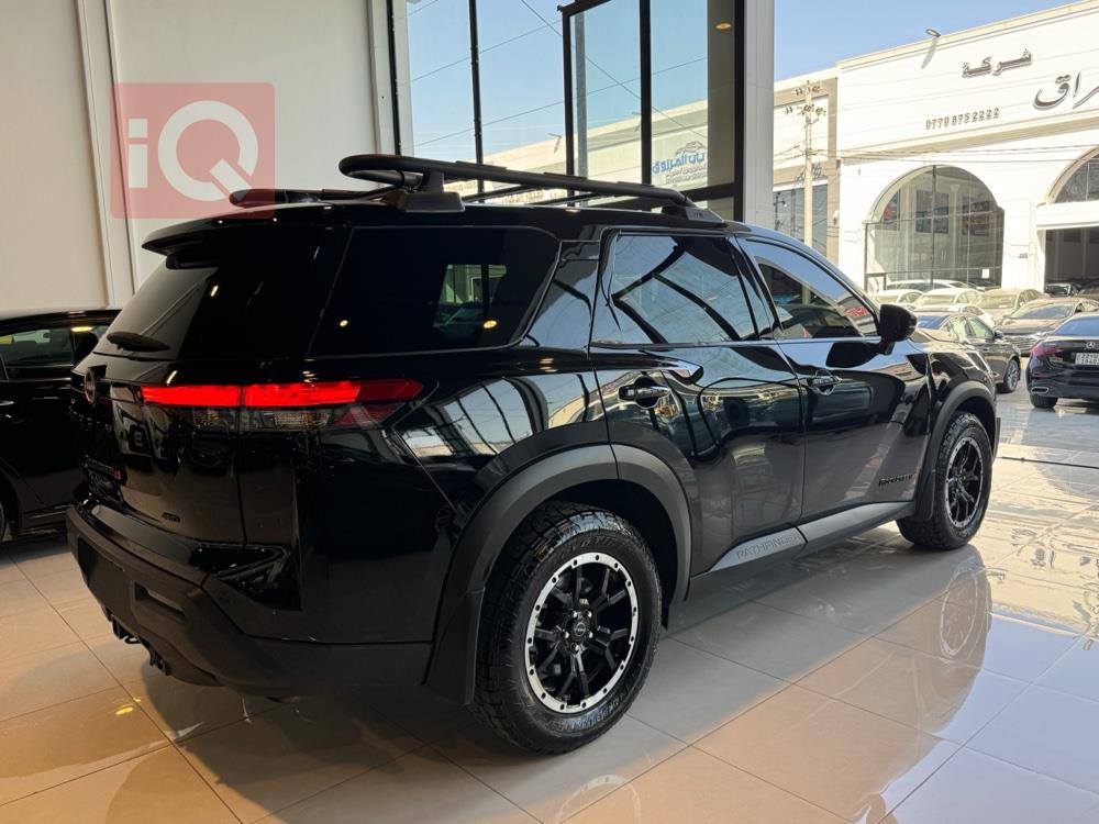 نيسان باثفايندر